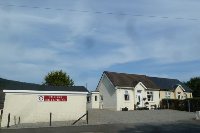3 bed semi-detached bungalow