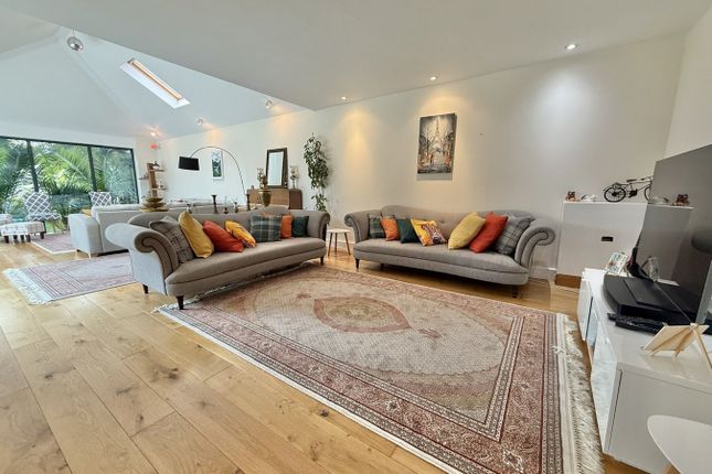 Sandbanks Road, Poole, BH14 4 bed detached house for sale