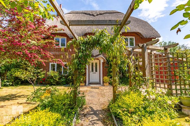Lavender Road, Throop, BH8 4 bed detached house for sale