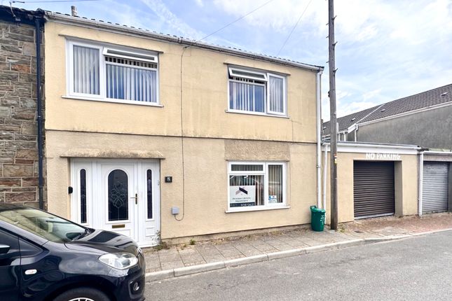 Aberdare CF44 3 bed end of terrace house for sale