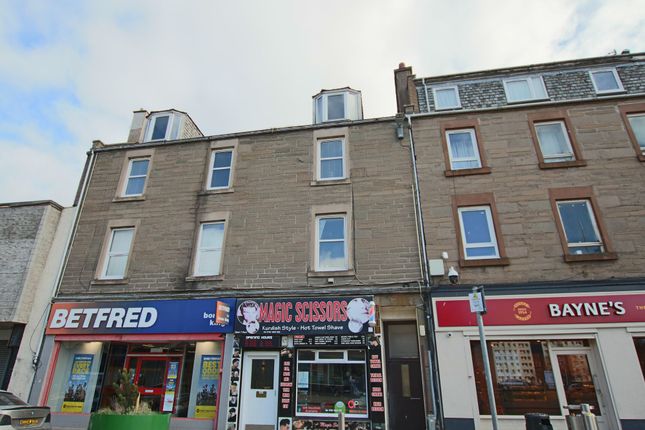 High Street, Lochee, DD2 3 bed flat for sale