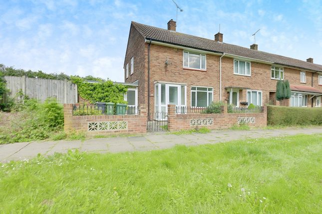 St Peters Pavement, Basildon, SS14 2 bed end of terrace house for sale