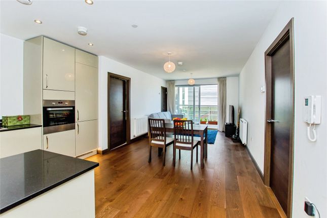 2 bed flat