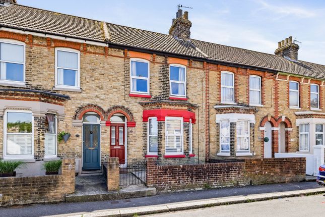 Longfield Road, Dover, CT17 2 bed terraced house for sale