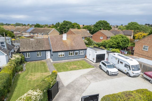 Millstrood Road, Whitstable, Kent, CT5 3 bed bungalow for sale