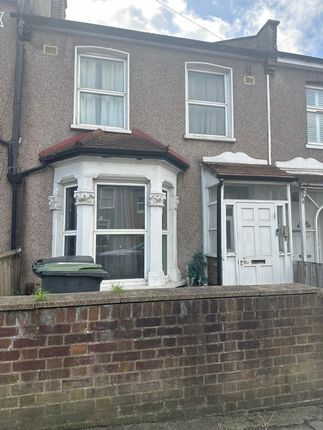 4 bed terraced house