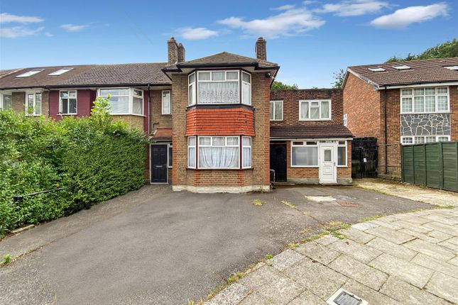 Selborne Gardens, Perivale 4 bed semi
