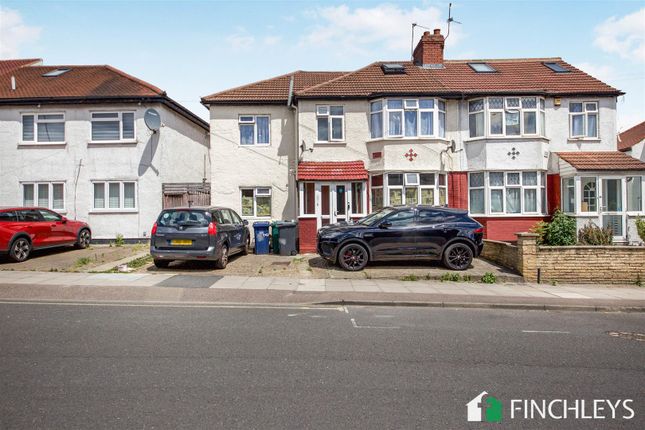 3 bedroom flat for sale