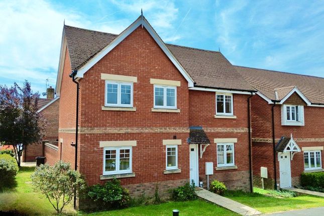 Carina Drive, Wokingham, Berkshire, RG40 3 bed detached house for sale