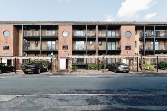 1 bedroom property for sale
