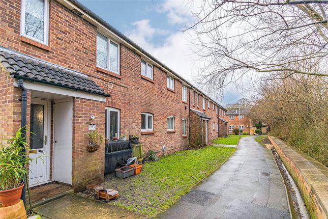 Charlock Path, Swindon SN25 1 bed maisonette for sale