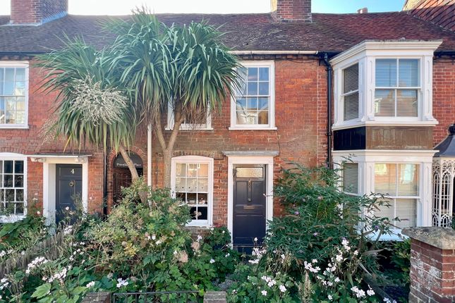 Priestlands Place, Lymington SO41 2 bed cottage for sale