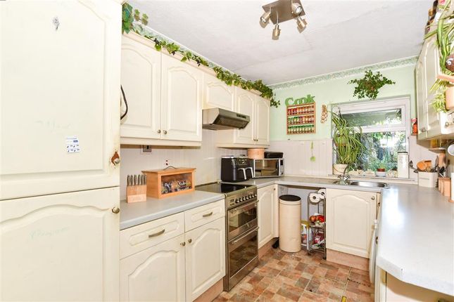 Holborough Road, Snodland, Kent 2 bed terraced house for sale