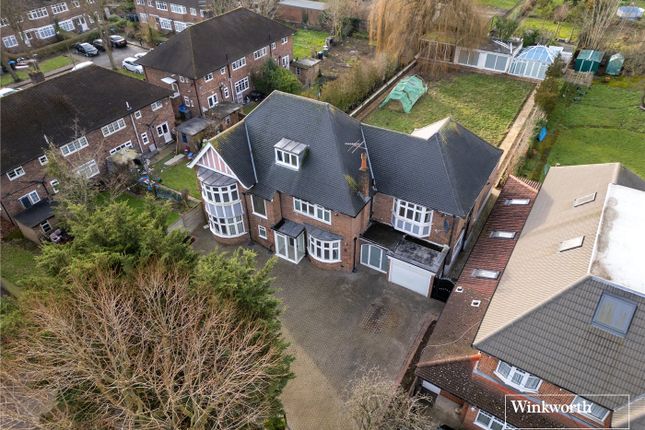 Harrowdene Road, Middlesex HA0 6 bed detached house for sale
