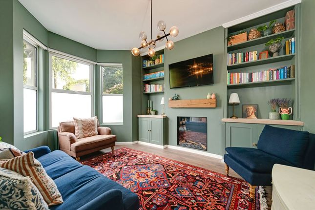 Verbena Gardens, London W6 2 bed flat for sale