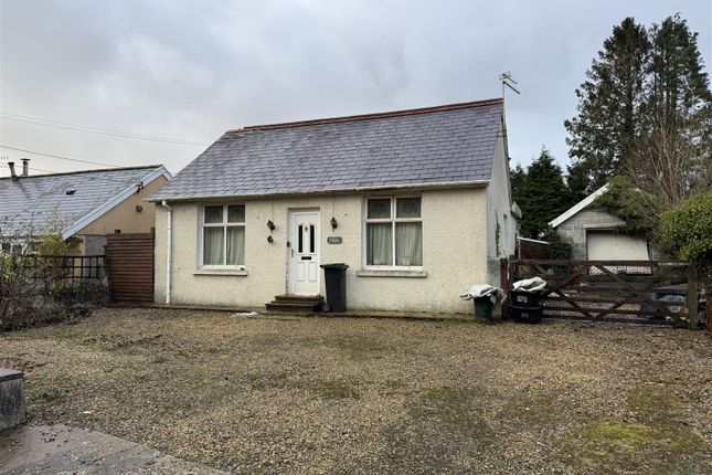 Clwyd Road, Gwaun Cae Gurwen, Ammanford 2 bed detached bungalow for sale