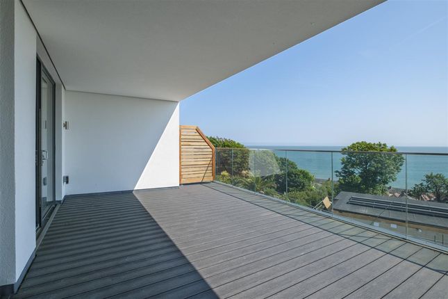 Coast House, Encombe Hill, Sandgate 2 bed apartment for sale
