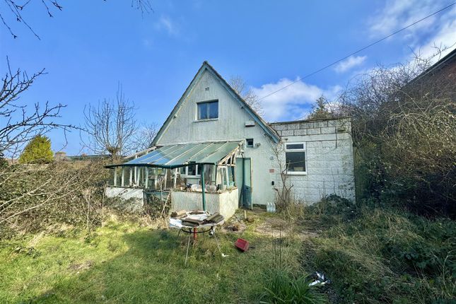 3 bed detached house