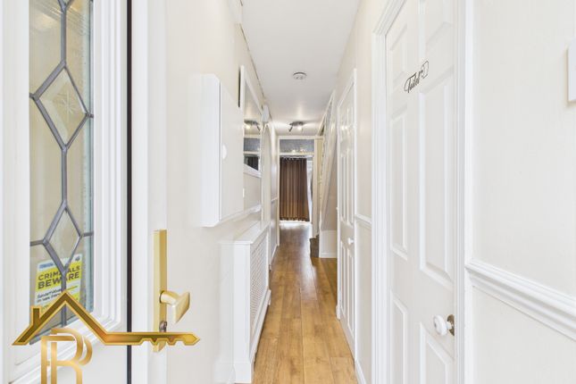 3 bed maisonette