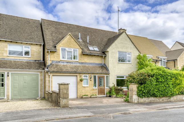 5 bedroom semi-detached house for sale