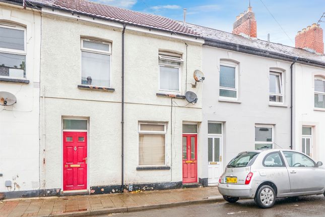 1 bedroom ground floor flat for sale
