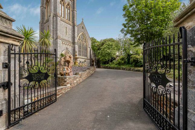 Torwood Gardens Road, Torquay TQ1 7 bed detached house for sale