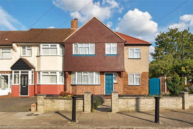4 bedroom end of terrace house for sale