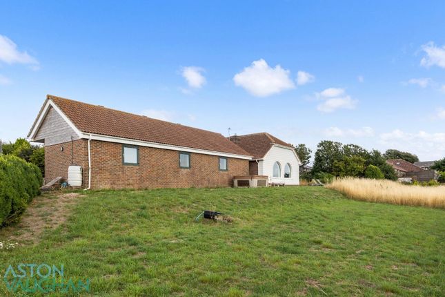 The Old Racecourse, Lewes BN7 5 bed detached house for sale