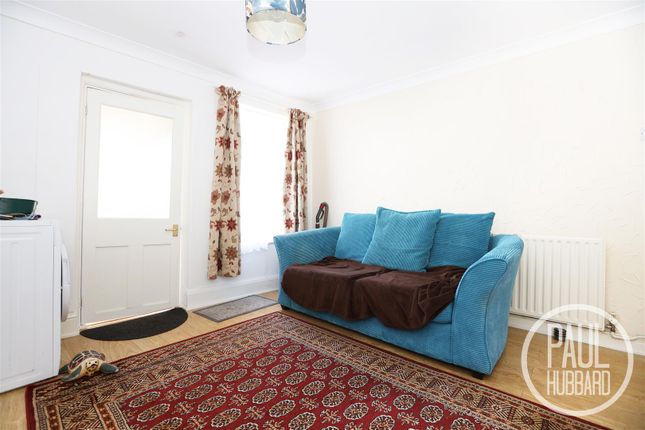 London Road, Kessingland, NR33 3 bed end of terrace house for sale