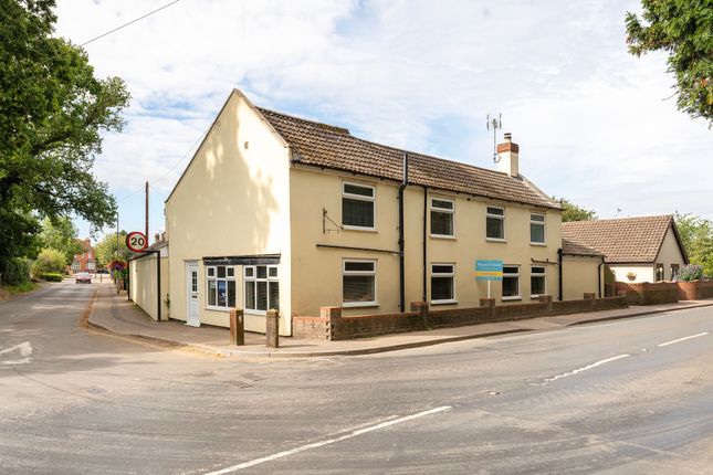 Main Road, Filby 5 bed detached house for sale