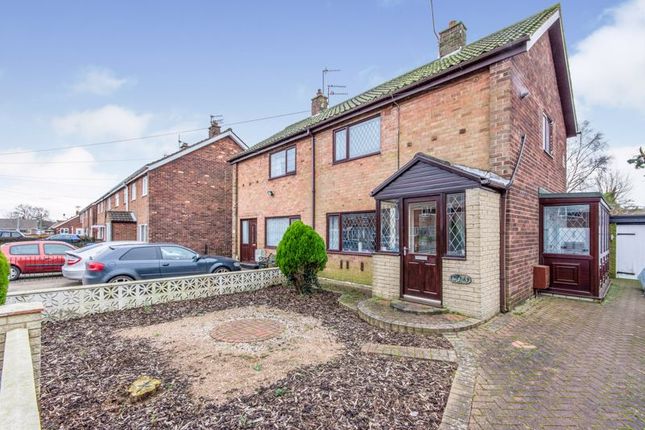 2 bedroom semi-detached house for sale