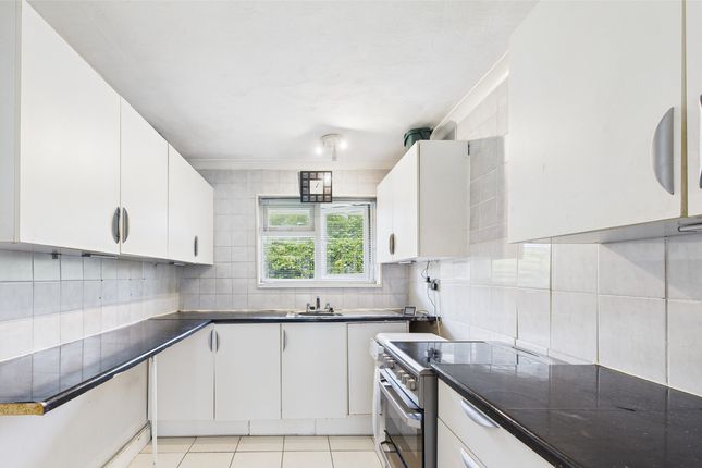 1 bedroom maisonette for sale