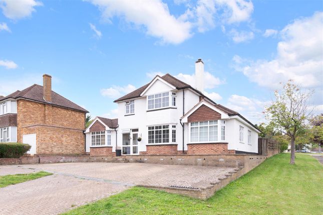 North View Crescent, Epsom 4 bed detached house for sale