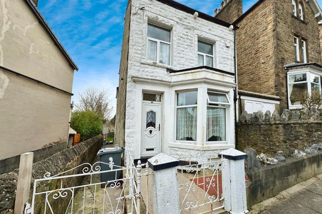 3 bedroom link detached house for sale