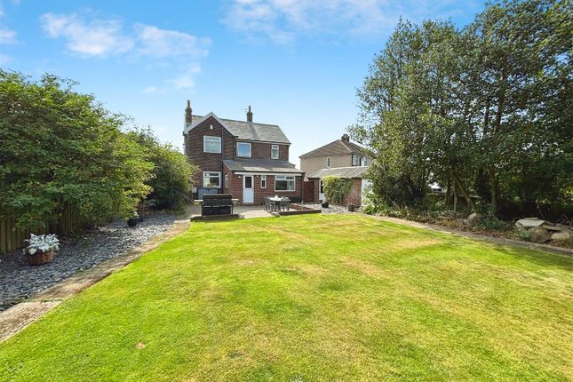 Southmere Oval, Bradford BD7 4 bed detached house for sale