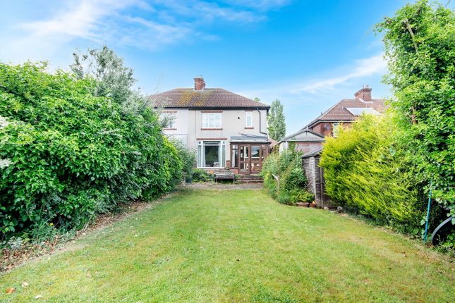 Shepherds Avenue, Worksop S81 3 bed semi