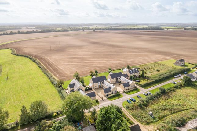 Greenway, Caulcott 5 bed detached house for sale