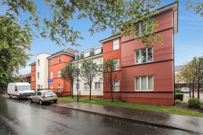 Hamilton Court, Hamilton Road... 2 bed apartment for sale