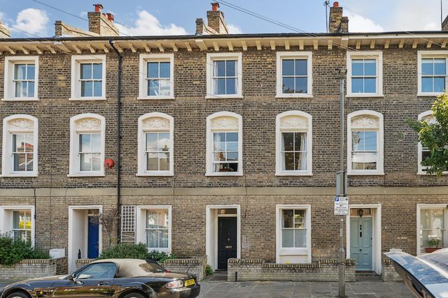 St Philip Street, Battersea, London, SW8 3 bed terraced house for sale