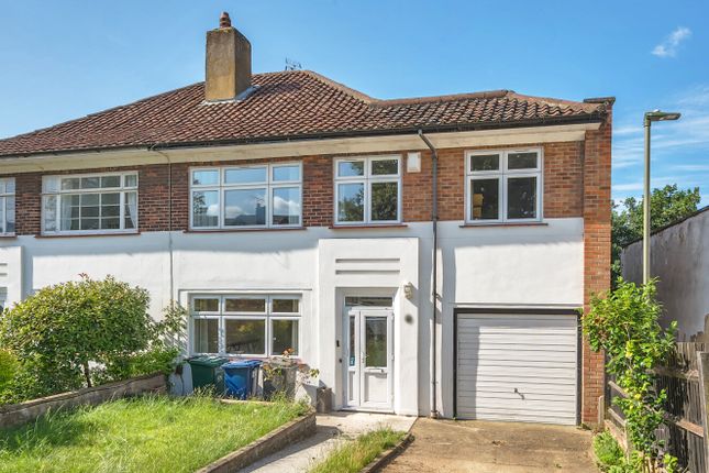5 bedroom semi-detached house for sale