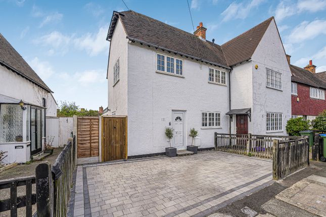 3 bed end terrace house