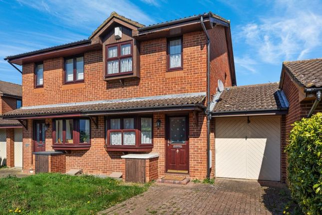 2 bedroom semi-detached house for sale