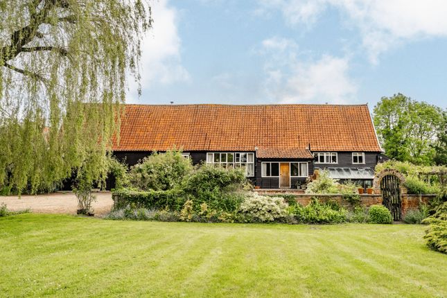 The Green, Saxlingham Nethergate... 5 bed barn conversion for sale