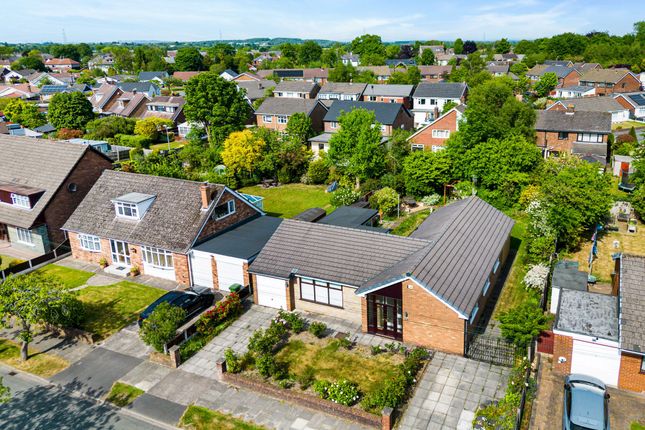 Clarence Avenue, Widnes WA8 5 bed detached bungalow for sale