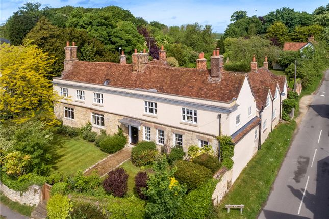 Whitchurch, Buckinghamshire 8 bed equestrian property for sale
