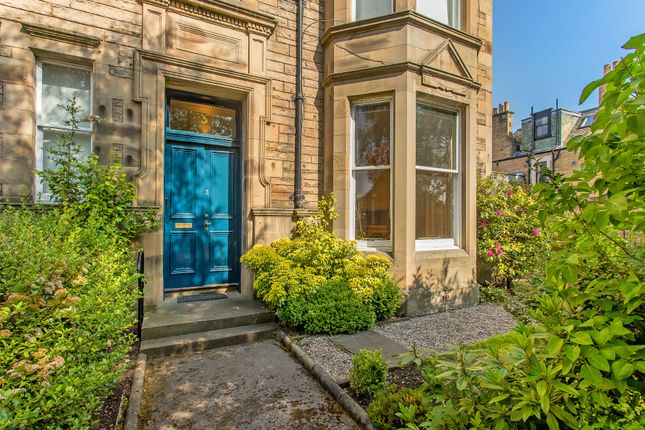 3 bedroom ground floor flat for sale