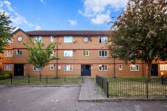 Harrier Way, E6 1 bed flat for sale
