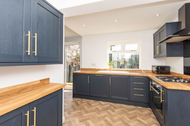 Storrs Road, Chesterfield S40 3 bed detached house for sale