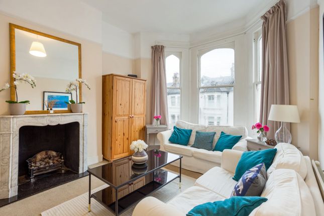 Whittingstall Road, London 2 bed flat for sale