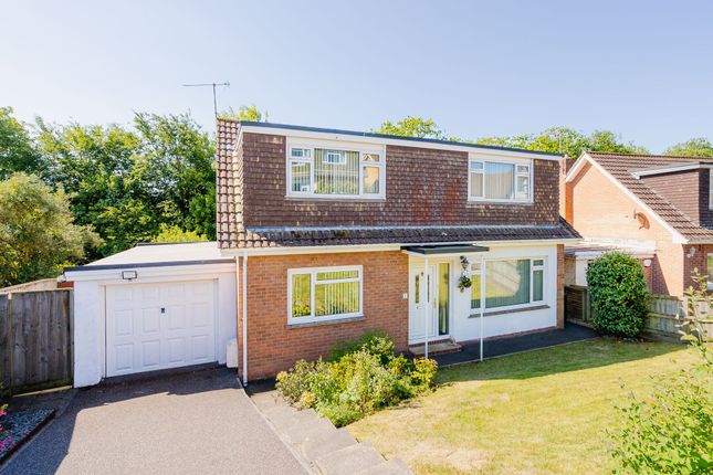 Chapel Downs Drive, Crediton, EX17 4 bed detached house for sale